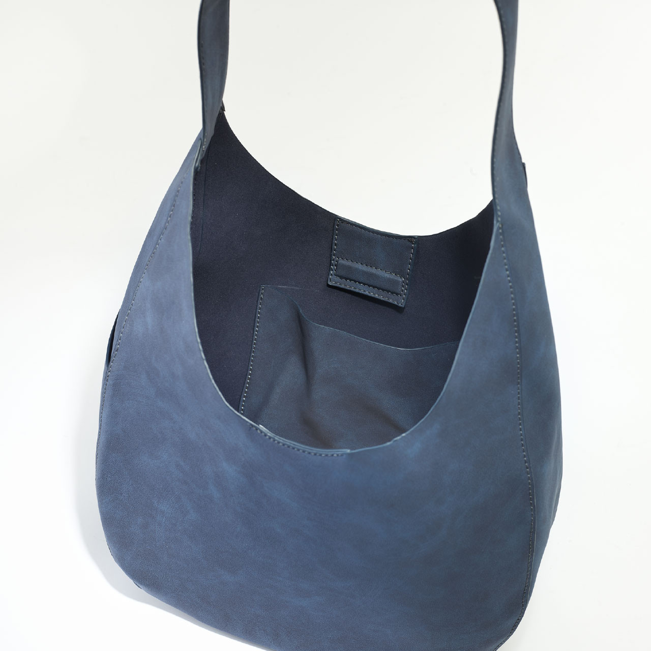 Slouchy Soft Hobo Style Tote Bag Built With Magnetic Snap Fastening